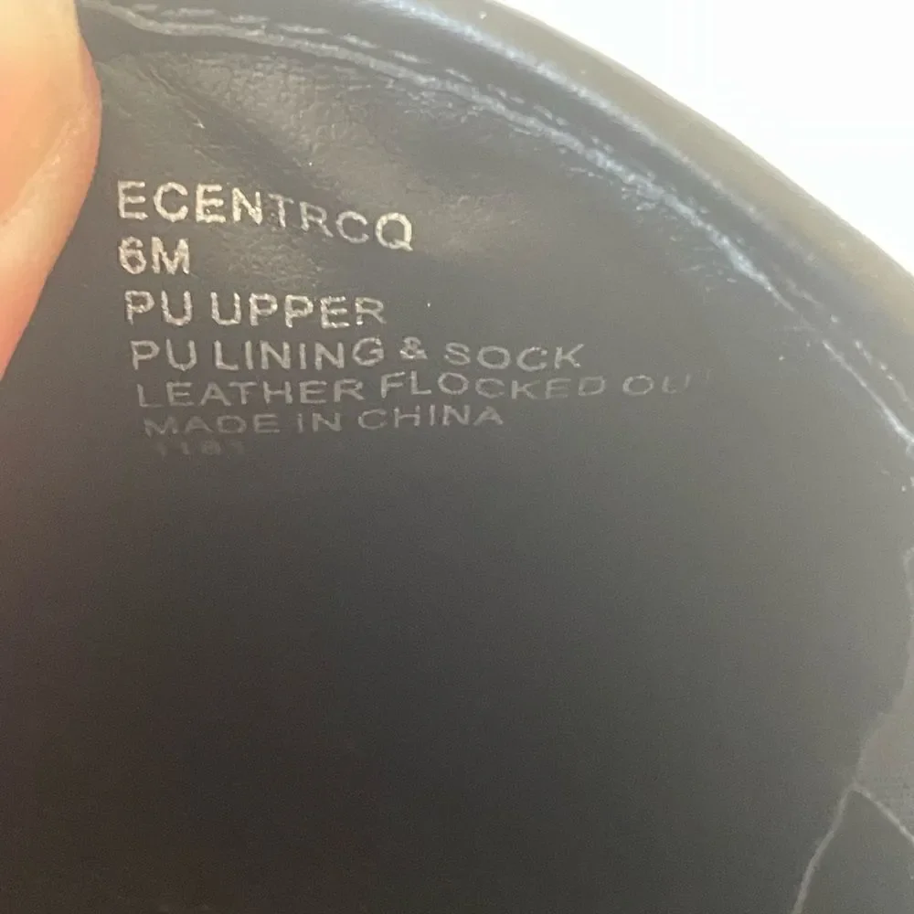 Used Steve Madden Womens Black Ecentrcq Quilted Slip-On Sneaker Size 6M